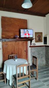 TV a/nebo společenská místnost v ubytování Los Tulipanes