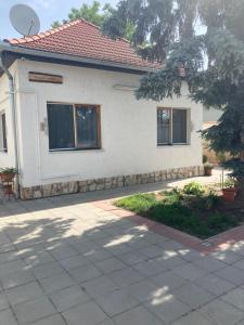 Tavaszpart Vendégház 6726 Szeged, Fő fasor 114 kép - 2