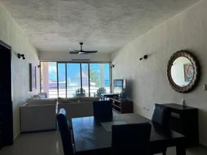 Χώρος καθιστικού στο Apartment with an incribrel View +12 φωτογραφίες