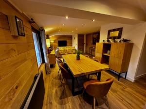 Chalet Millou Beuil的休息区
