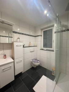 Koupelna v ubytování Schöne Anliegerwohnung