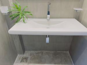 Φωτογραφία από το άλμπουμ του New Ocean Breeze Madiha σε Matara +34 φωτογραφίες