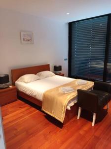 Postel nebo postele na pokoji v ubytování Super luxury villa Views and panoramic lift