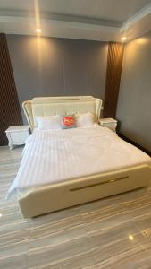 Lanting Villas客房内的一张或多张床位