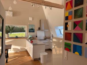 Fotografie z fotogalerie ubytování Elegantes Ferienhaus Seeidylle mit Blick auf Möhnesee v destinaci Möhnesee
