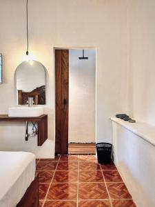 Ένα μπάνιο στο Hotel Costa Mar