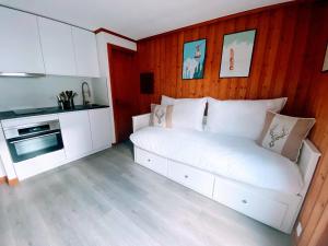 Kuchyň nebo kuchyňský kout v ubytování Studio Jay - Central Verbier - fully equipped - free parking + 9 fotografií