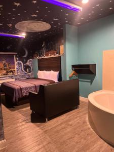 Ένα ή περισσότερα κρεβάτια σε δωμάτιο στο LOTUS INN