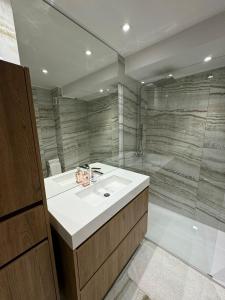 Phòng tắm tại Infante Home