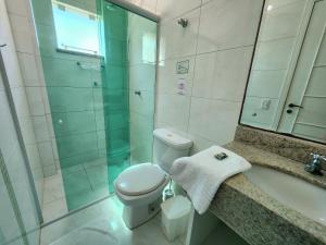 Koupelna v ubytování 202-Apartamento em Bombas 180mtrs do mar + 17 fotografií