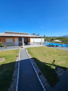 Bazén v ubytování Fazenda Nossa Senhora Aparecida nebo v jeho okolí