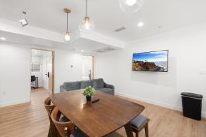 Foto dalla galleria di Perfect Location Near USC, 1Bedroom with Shared Access a Los Angeles