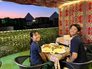 Gosti koji borave u objektu Jana pyramids view in 3