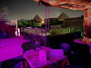 Fotografija u galeriji objekta Jana pyramids view in 3 u gradu Kairo
