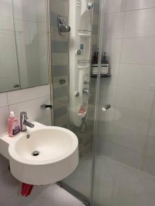 Un baño de Gangnam House#good price#Luxury#Confort#Best location