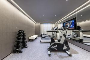 Fitnes centar i/ili fitnes sadržaji u objektu Atour Hotel Nantong Haimen Wenfeng Dashijie