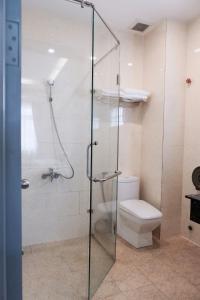 Ένα μπάνιο στο Ngoc Trai Vang Hotel
