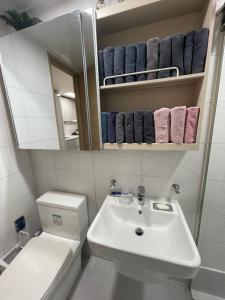 Un baño de Gangnam House#good price#Luxury#Confort#Best location