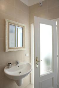 Gallery image of Napoli Pietrasanta LT in Naples