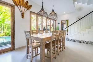 NEW Villa Indah Seminyak 3BR Private Pool内部或周边的泳池