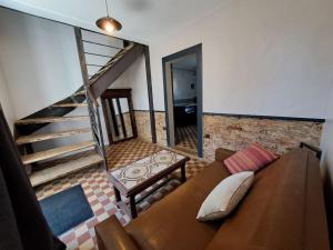 Fotografia z galérie ubytovania LES ASPRES - Maison 7 personnes v destinácii Notre-Dame-dʼAspres