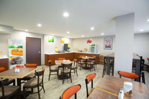 Χώρος καθιστικού στο Quality Inn & Suites Hammond Near I-8090