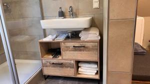Ένα μπάνιο στο Ferienwohnung Vindumi +17 φωτογραφίες