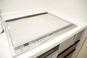 Foto sihtkohas Tōkyō asuva majutusasutuse NYHotel 2 新宿2階建て3室1バスルーム1シャワー2トイレ galeriist