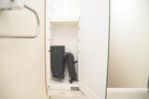 Foto sihtkohas Tōkyō asuva majutusasutuse NYHotel 2 新宿2階建て3室1バスルーム1シャワー2トイレ galeriist