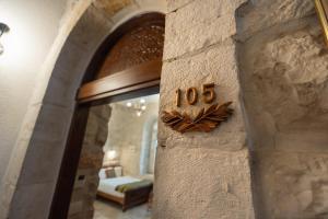 Koupelna v ubytování Jerusalem Hotel + 37 fotografií