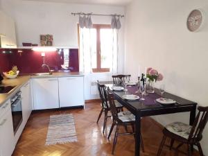 Zdjęcie z galerii obiektu Apartments Dioniza w mieście Jelsa