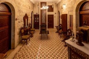 Χώρος καθιστικού στο Jerusalem Hotel