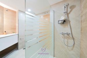 Kúpeľňa v ubytovaní weforyou Isla de Poniente 2 Bedrooms and Parking
