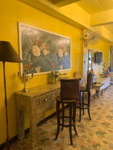 Μια τηλεόραση ή/και κέντρο ψυχαγωγίας στο 3 Bedrooms House CM old town