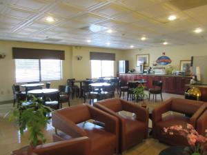 Restoran ili drugo mesto za obedovanje u objektu Baymont by Wyndham Columbia Fort Jackson
