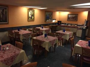 Restaurace v ubytování Hotel & Restaurant Garda