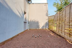 Fotografie z fotogalerie ubytování Gites Spa Strasbourg - Villa Cerf - SPA Privé, Sauna, Borne d'arcade, Babyfoot v destinaci Ittenheim