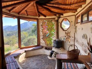 Splošen pogled na gorovje oz. razgled na gore, ki ga ponuja the country house