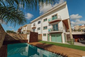 Swimmingpoolen hos eller tæt på Pool & Cinema Villa by Vacationy