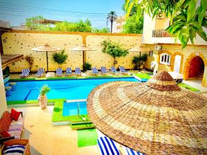 Bazén v ubytování Nile Valley Hotel nebo v jeho okolí