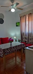 Χώρος καθιστικού στο Apartamentos de Salvadora I y II