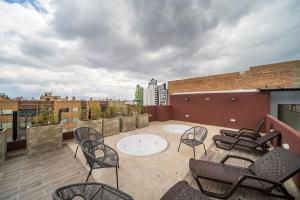 Balkón nebo terasa v ubytování Hermoso apartamento con vista a la montaña en pleno centro de Chapinero