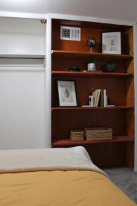 Letto o letti in una camera di Rustic Hive - Wyoming