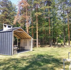 Dārzs pie naktsmītnes Apartman Petica Divčigora