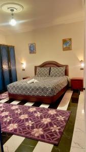 una camera con 2 letti di Hotel Ryad Tetouan Aero a Tétouan