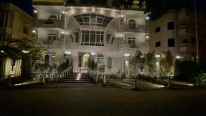 Το κτήριο όπου στεγάζεται  το διαμέρισμα