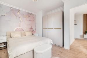 Giường trong phòng chung tại EnergyApart Luxury Bath