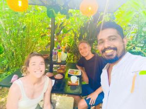 Tetamu yang menginap di The WE2 - Wildwood Elegance Escape