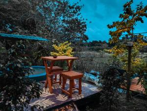 Taman di luar The WE2 - Wildwood Elegance Escape