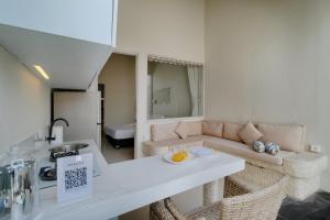 Posezení v ubytování Villa Nakula Suites